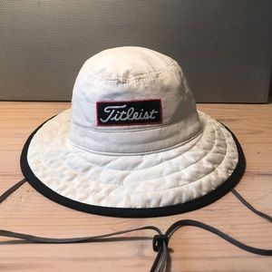 Titleist golf bucket hat